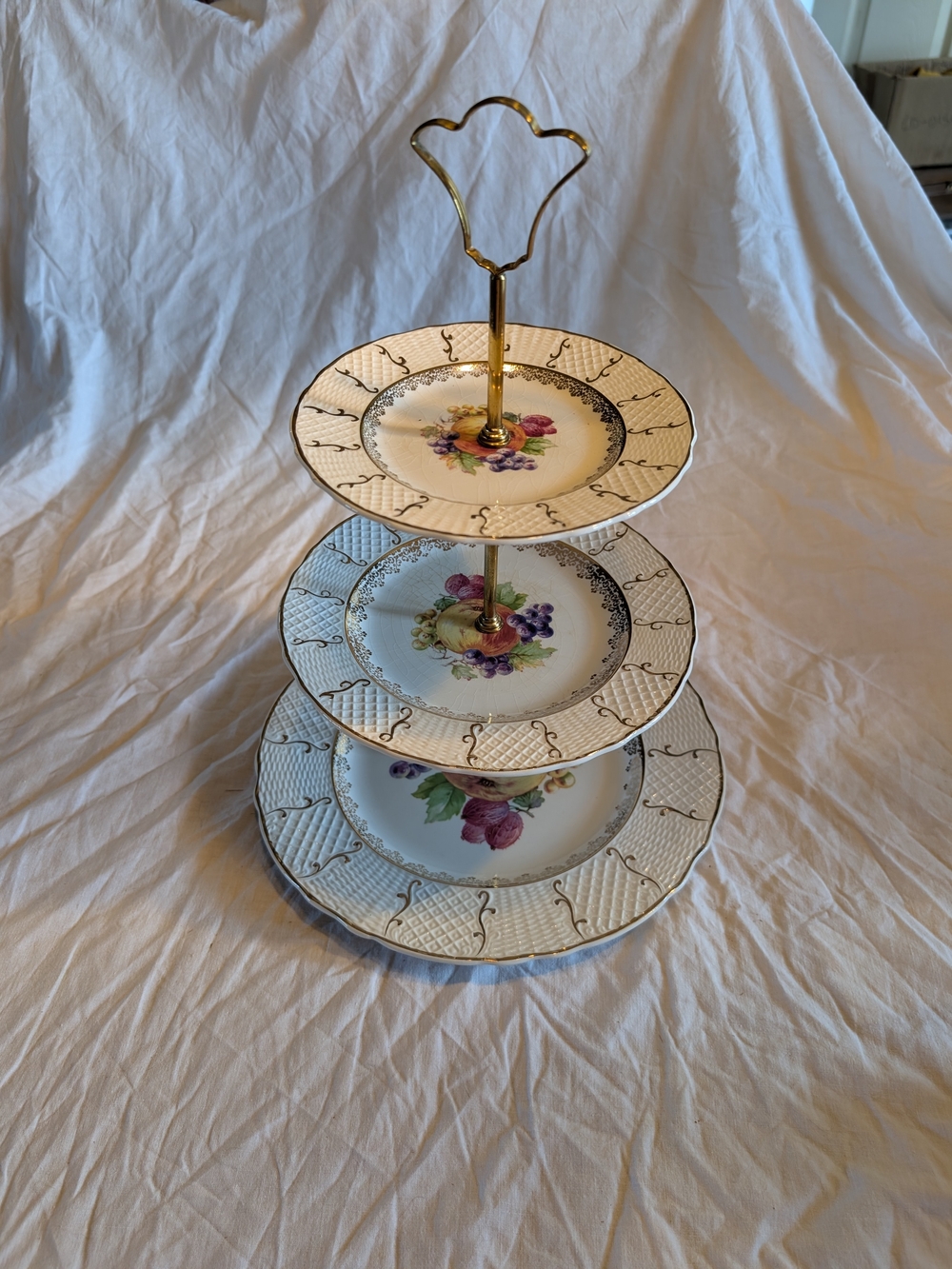 2/100$ Three-Tier Cream and Gold Fruit Porcelain Serving Stand